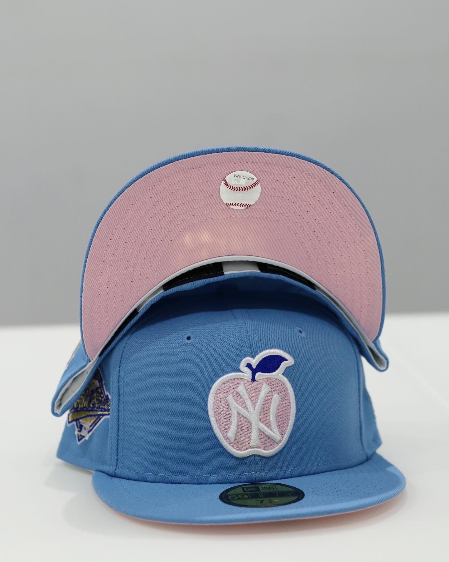 NEW YORK YANKEES REVERSE "COTTON CANDY" 🍎 🍬 59FIFTY FITTED