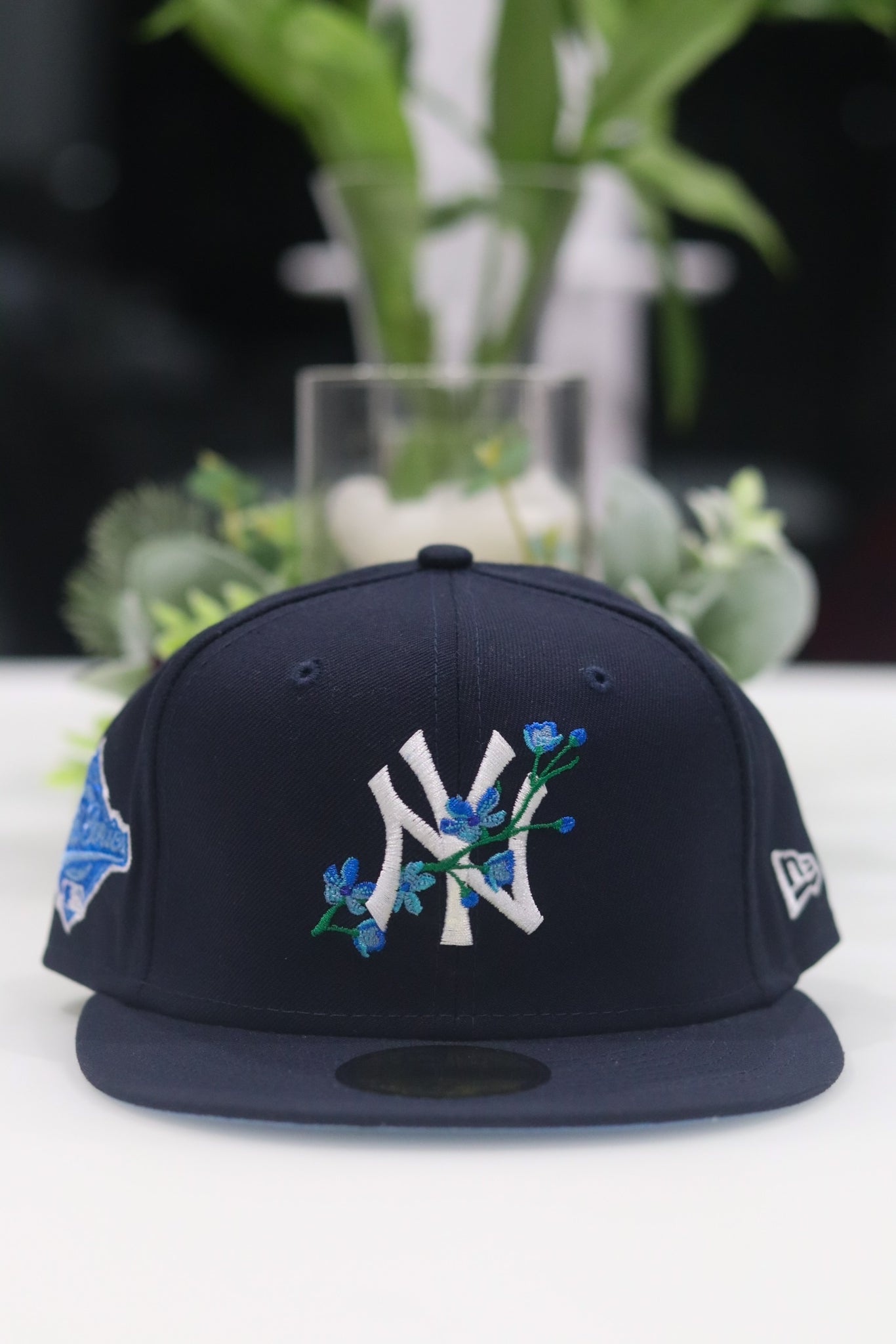 New York Yankees Bloom Exclusive 59FIFTY Fitted Hat Sky Blue Undervisor